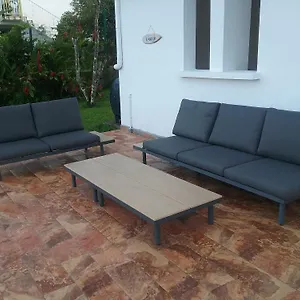 Chez Kelly Et Nicolas, Le Paradis De Sofaia Appartement